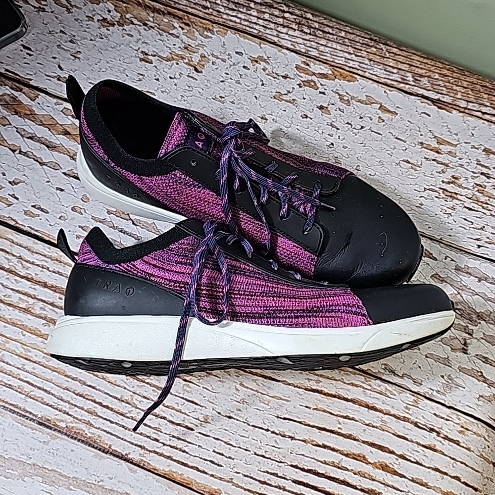 Traq by Alegria Qest Women's smart walking shoes sz 40 us sz 9.5 or 10 SH116